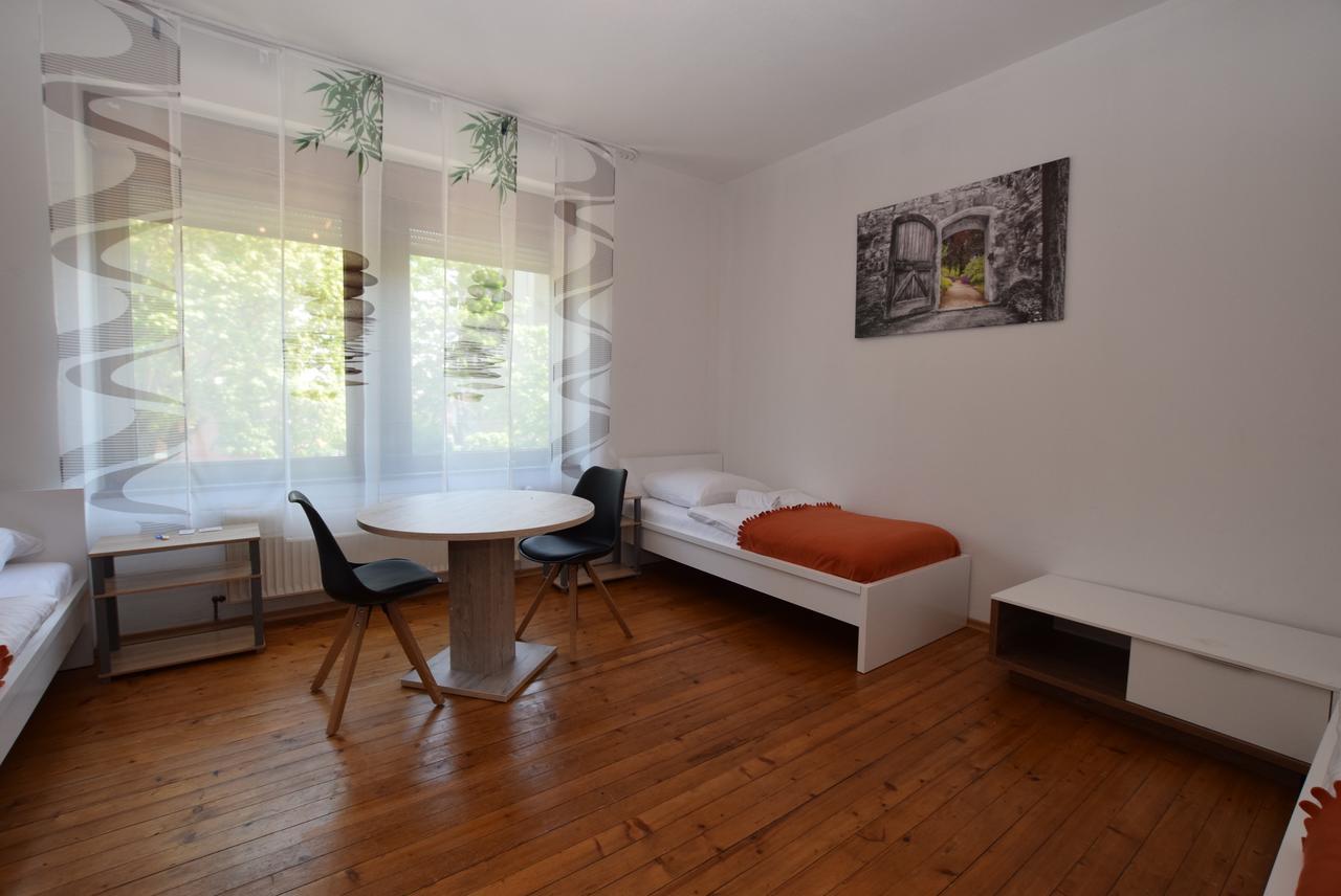 Apartment Ostendplatz Stuttgart Extérieur photo